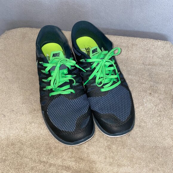 Nike Other - Nike Free Running Shoes Black/Green Lace-Up Sneakers Size US 10 (Nike Free RN)
